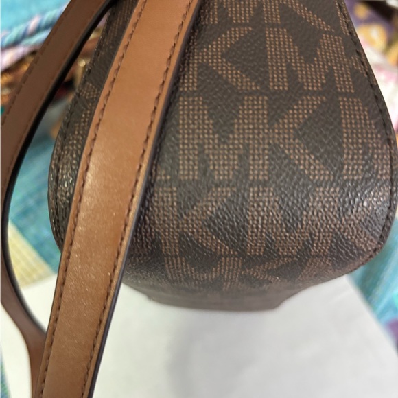 Michael Kors Brown Crossbody Bag with Monogram Print Great condition - Picture 5 of 13